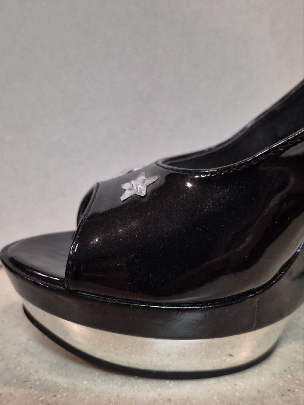 Ellie Skylar Star Platform Sandals Black Patent Holographic Peep Toe Size 8 - Picture 5 of 16